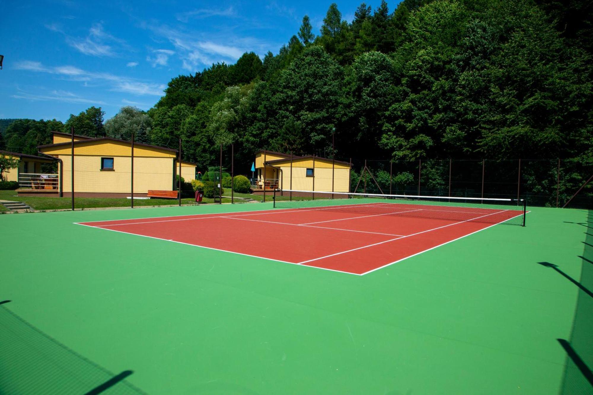 Ponikiew Resort Wadowice Bagian luar foto